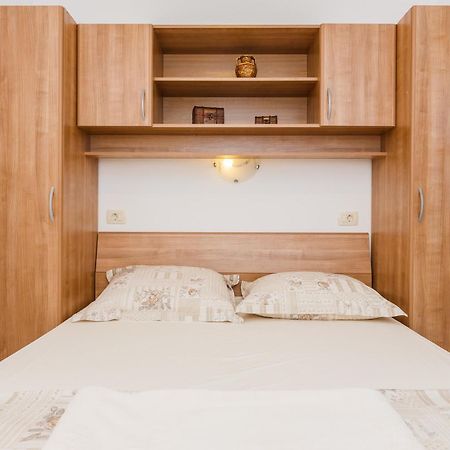 Apartments Viljac Trogir Exterior photo
